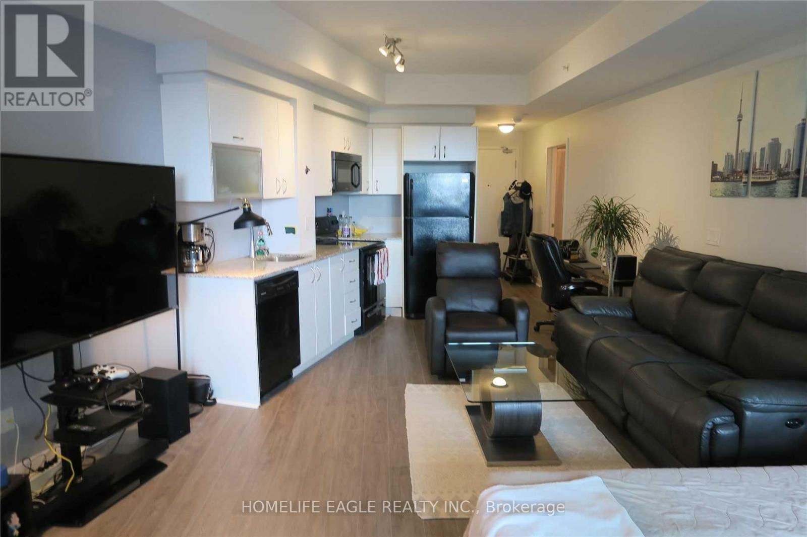 309 - 150 East Liberty Street, Toronto, ON - Indoor