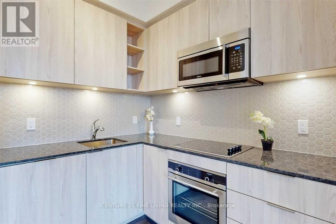 2308 - 50 Ordnance Street, Toronto, ON - Indoor Photo Showing Kitchen With Upgraded Kitchen