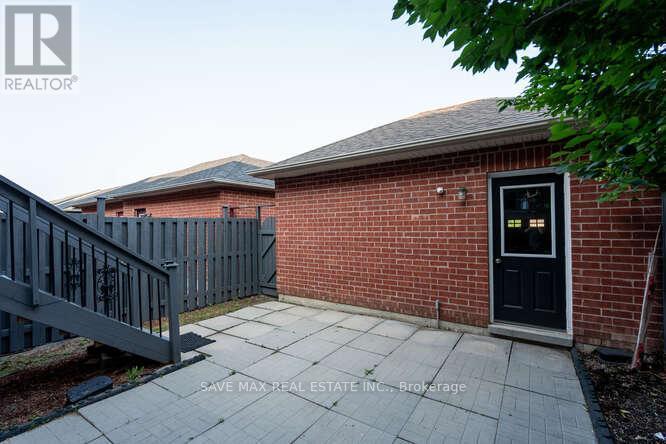 3452 Eglinton Avenue W, Mississauga, ON - Outdoor With Deck Patio Veranda With Exterior