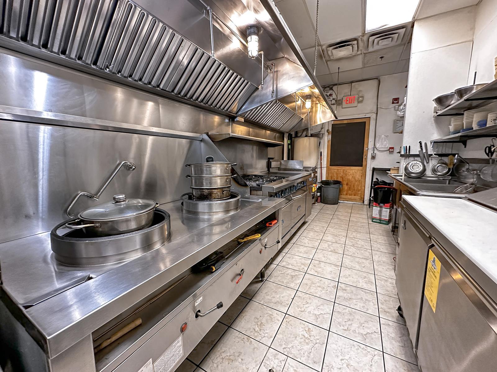 9142 23 Avenue, Edmonton, AB