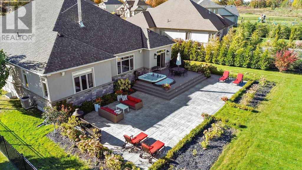 327 Sunnybrae Avenue, Innisfil, ON - Outdoor With Deck Patio Veranda