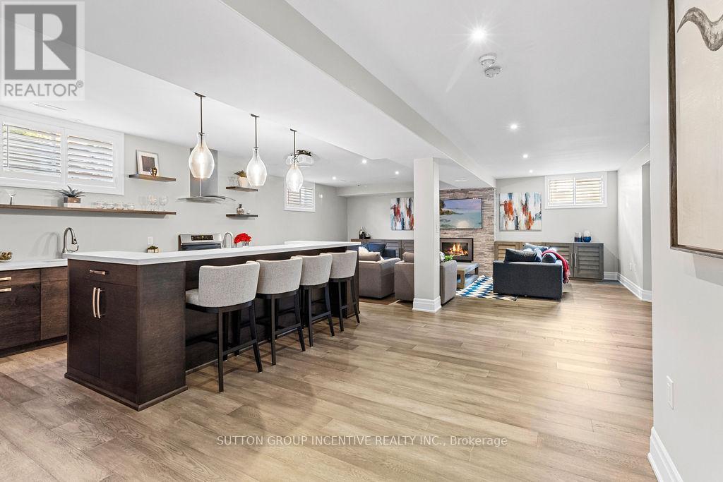 327 Sunnybrae Avenue, Innisfil, ON - Indoor