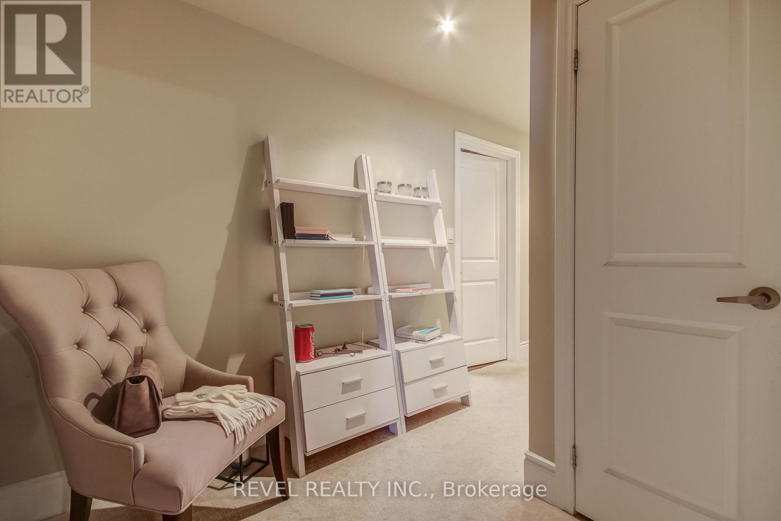 126 Aberfoyle Mill Crescent, Puslinch, ON - Indoor