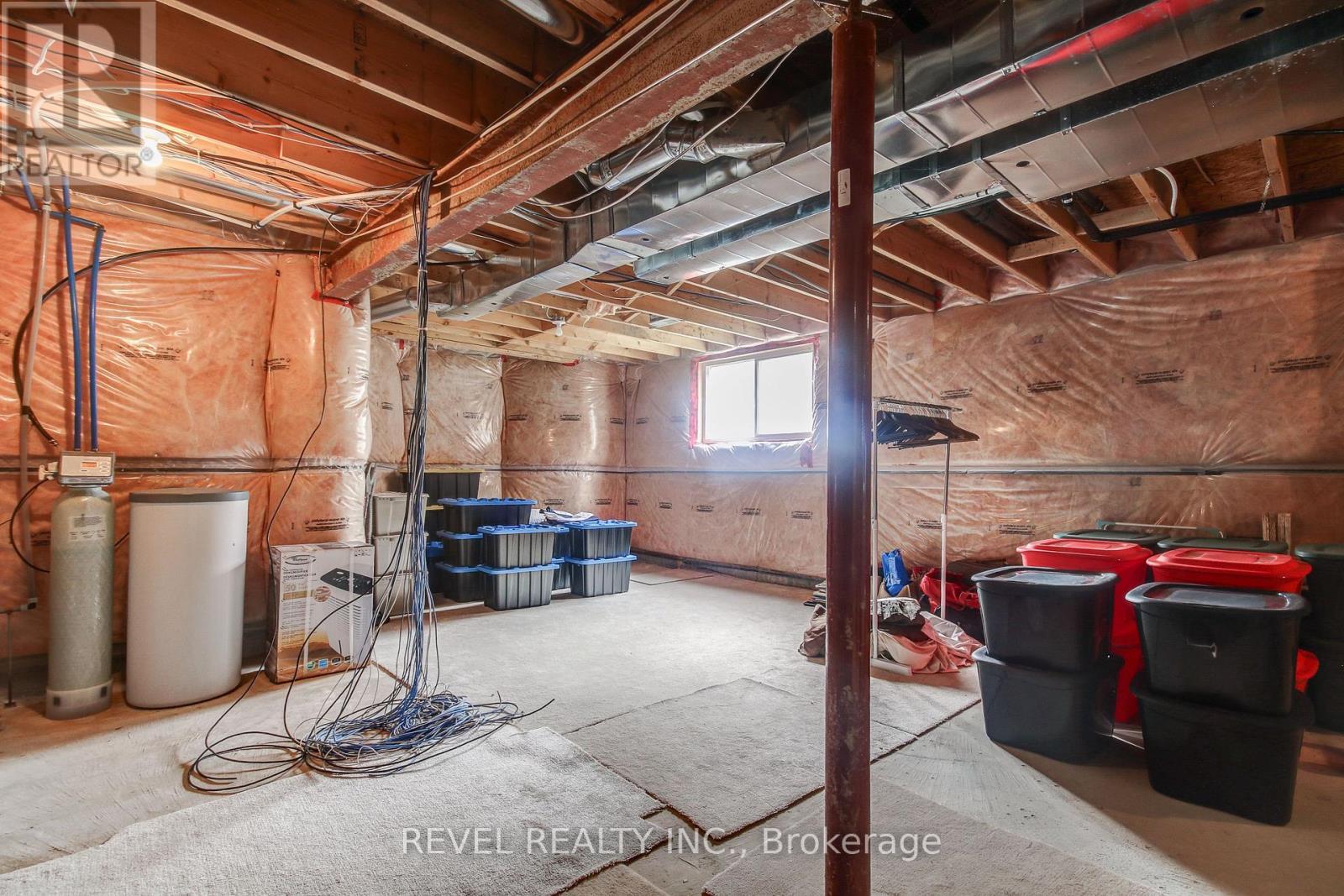 126 Aberfoyle Mill Crescent, Puslinch, ON - Indoor Photo Showing Basement