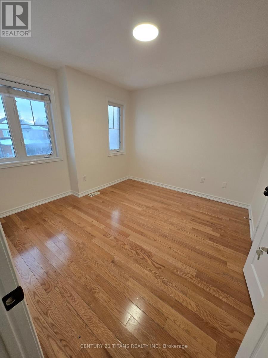 10 Willow Landing, Markham, ON - Indoor Photo Showing Other Room