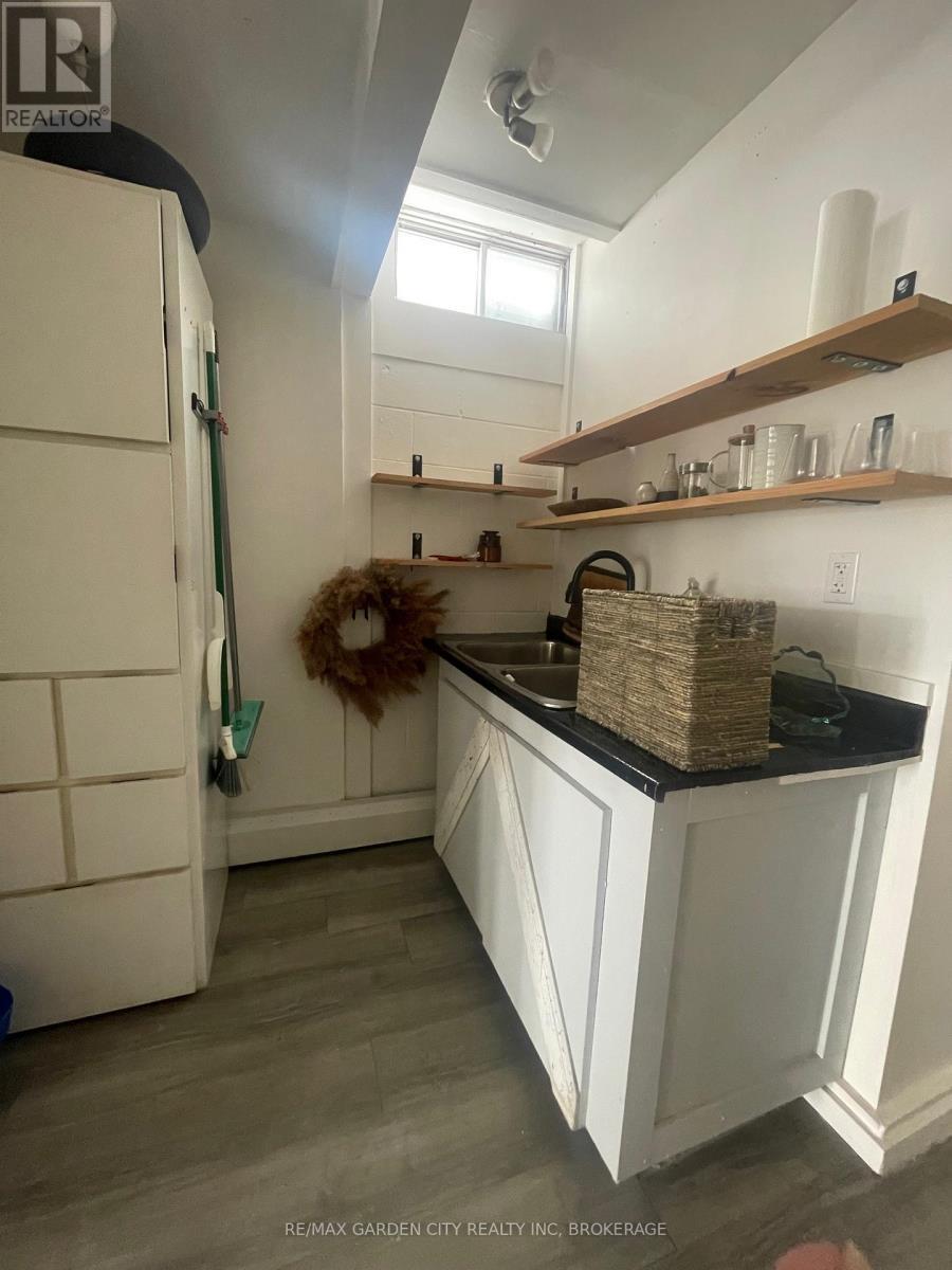 Studio - 1433 Pelham Street, Pelham (Fonthill), ON