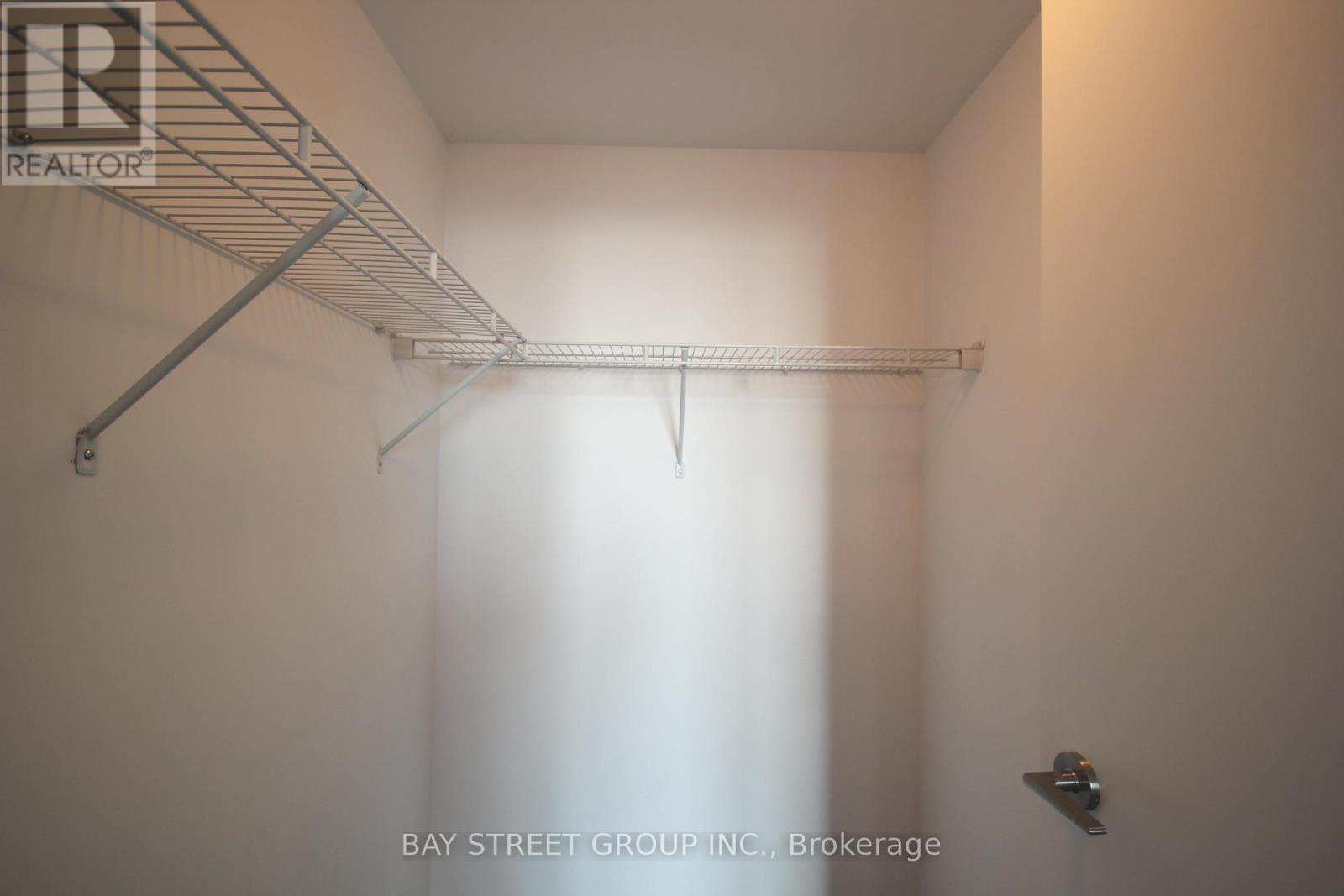 W/I Closet - 2102 - 2200 Lake Shore Boulevard, Toronto, ON - Indoor With Storage