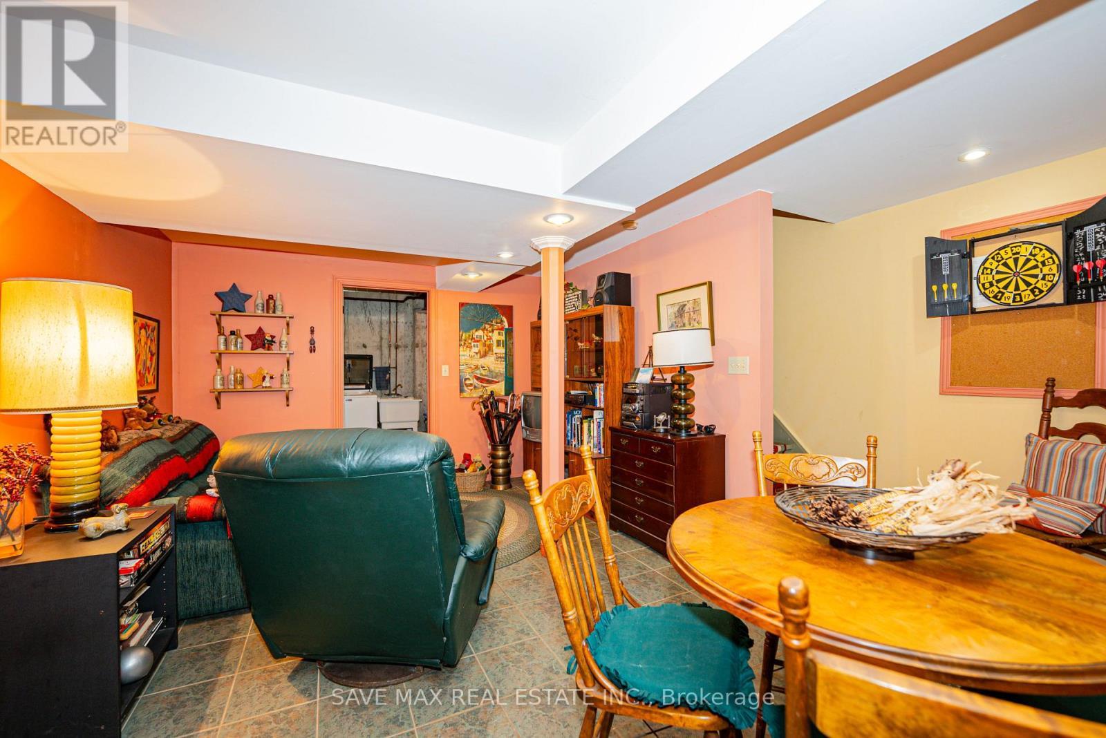 13 Pressed Brick Drive, Brampton, ON - Indoor Photo Showing Dining Room
