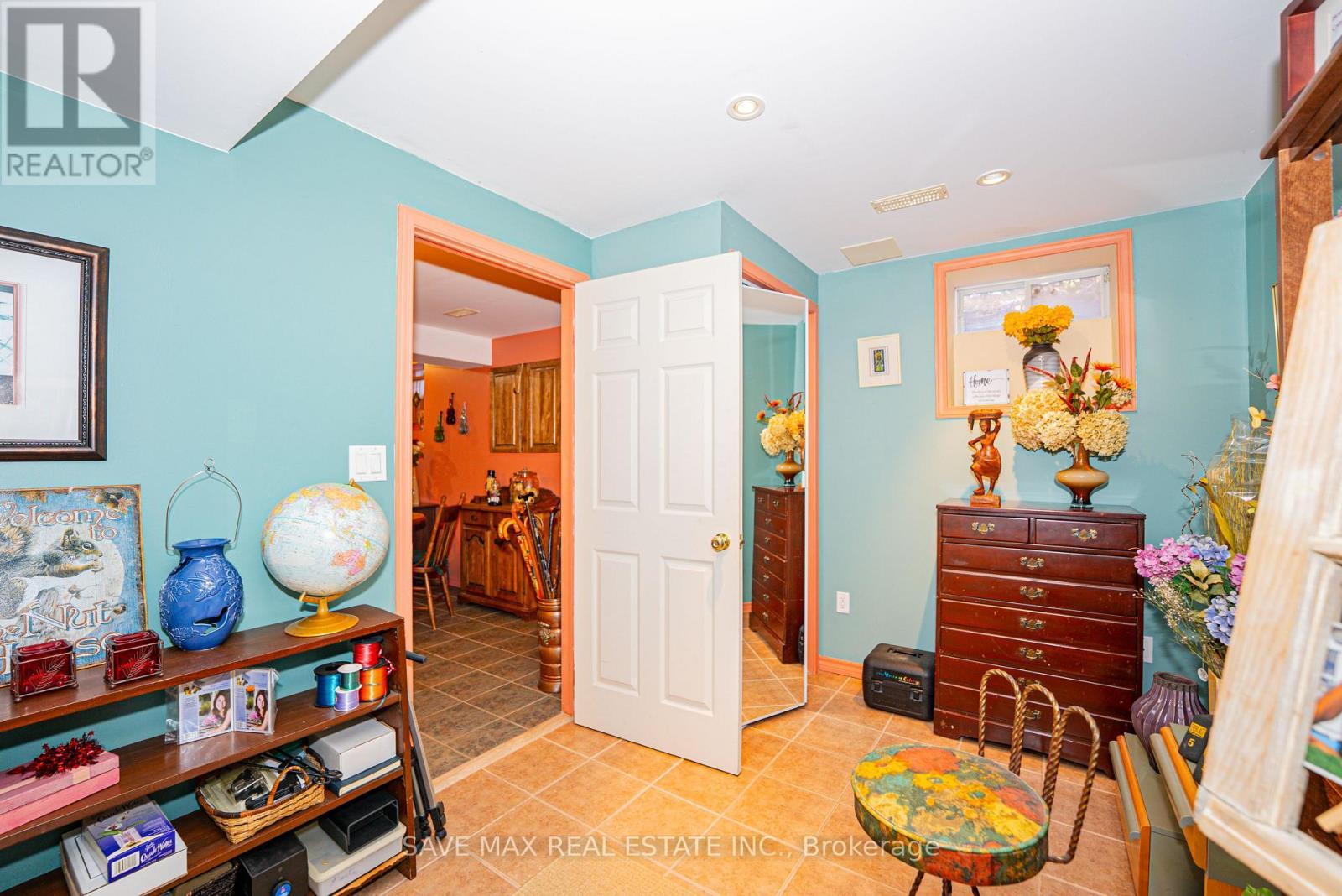 13 Pressed Brick Drive, Brampton, ON - Indoor Photo Showing Other Room