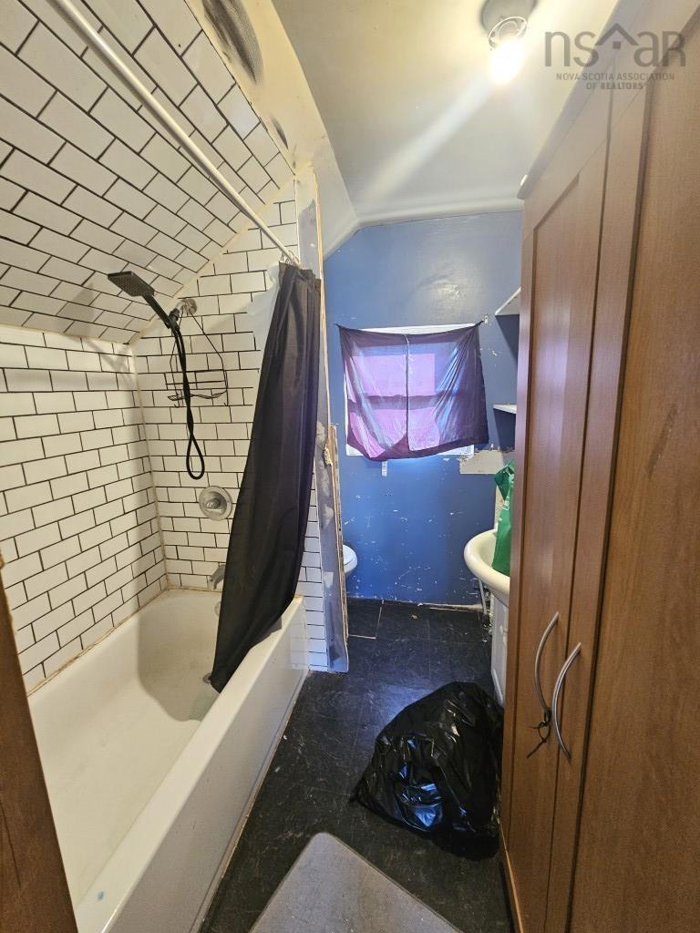 35 School Street, Glace Bay, NS