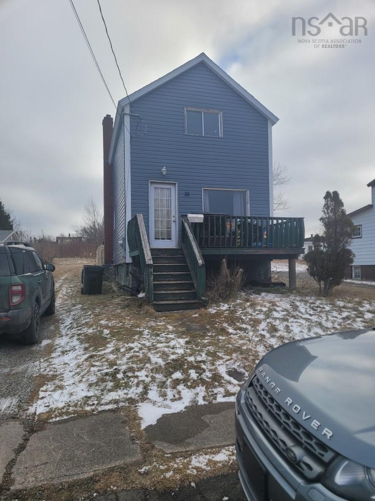 35 School Street, Glace Bay, NS