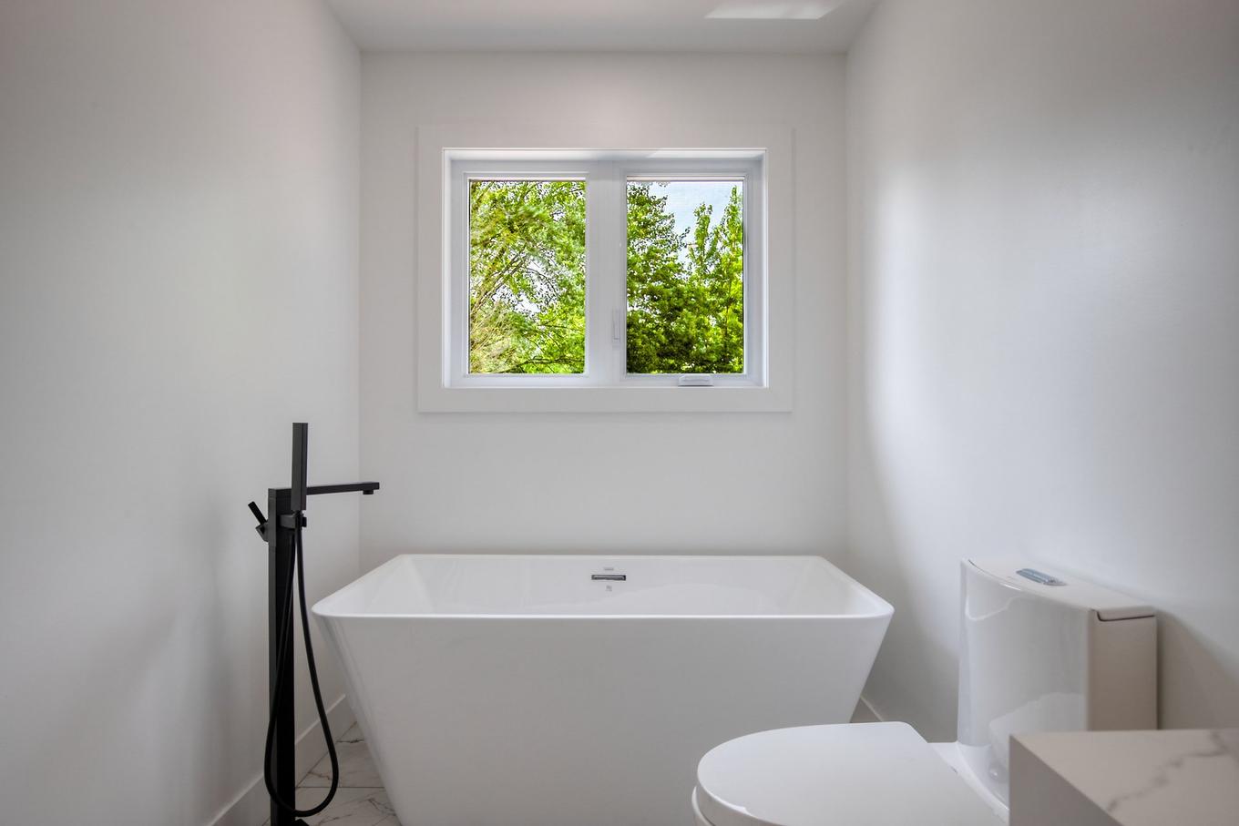 Salle de bains - 145 Rue Mignonne, Saint-Jean-Sur-Richelieu, QC - Indoor Photo Showing Bathroom