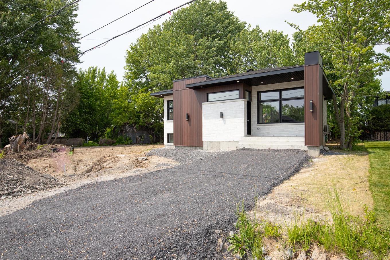 Façade - 145 Rue Mignonne, Saint-Jean-Sur-Richelieu, QC - Outdoor