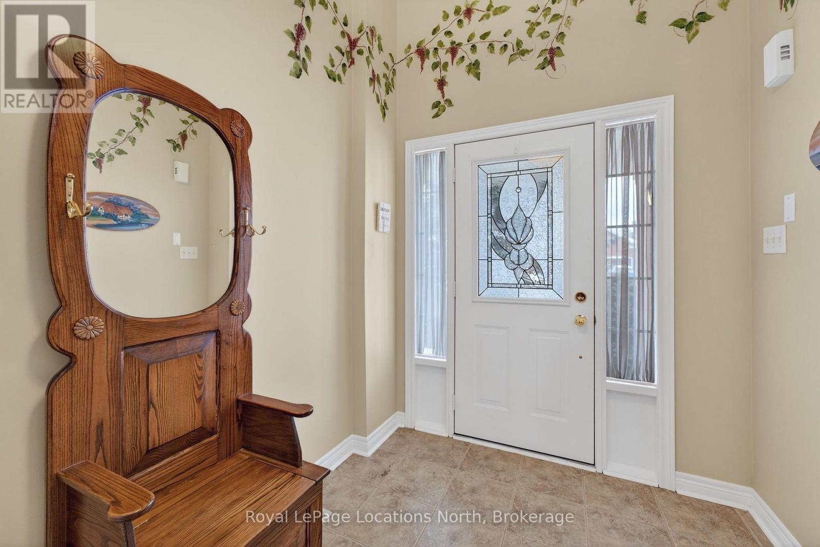 15 Princess Point Drive, Wasaga Beach, ON - Indoor Photo Showing Other Room