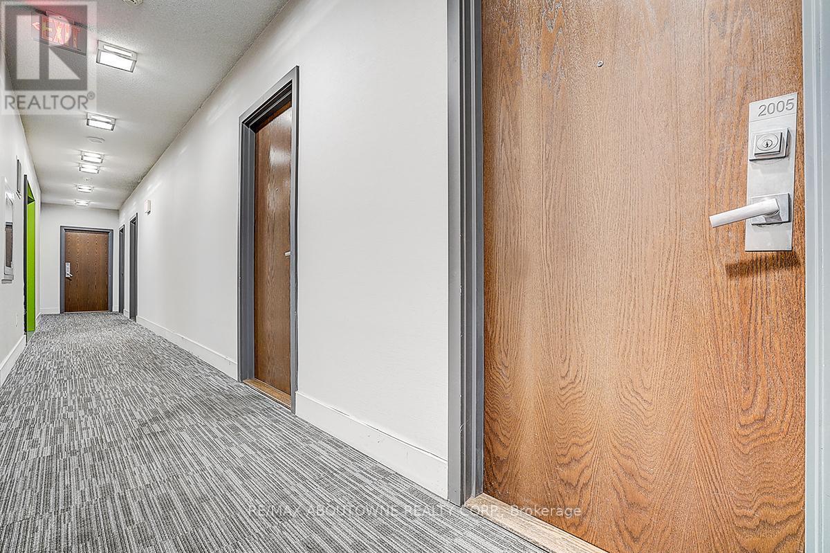 2005 - 360 Square One Drive, Mississauga, ON - Indoor Photo Showing Other Room