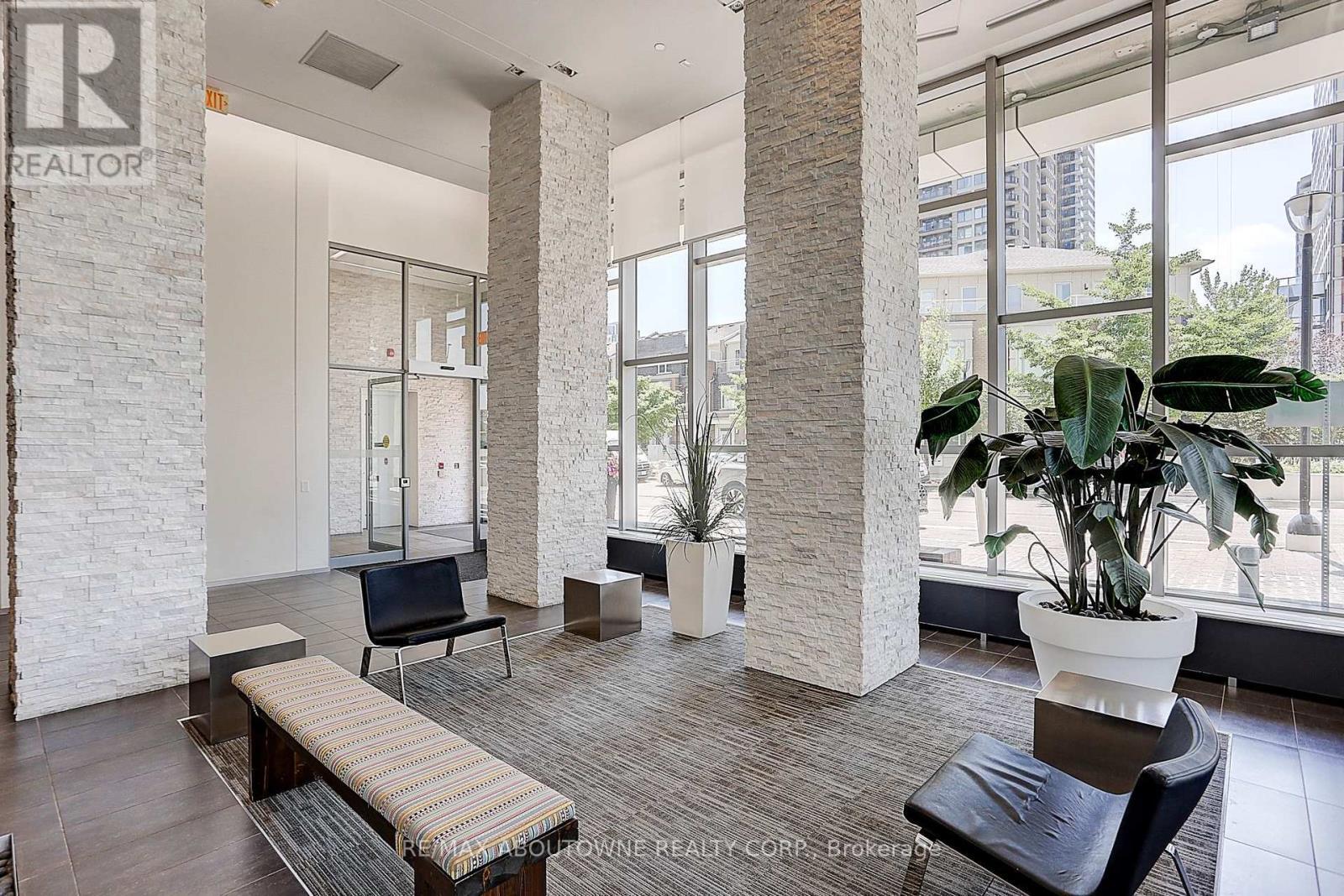 2005 - 360 Square One Drive, Mississauga, ON - Indoor Photo Showing Other Room