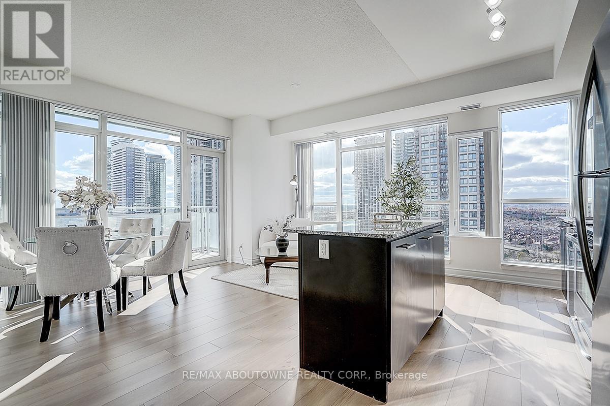 2005 - 360 Square One Drive, Mississauga, ON - Indoor Photo Showing Dining Room