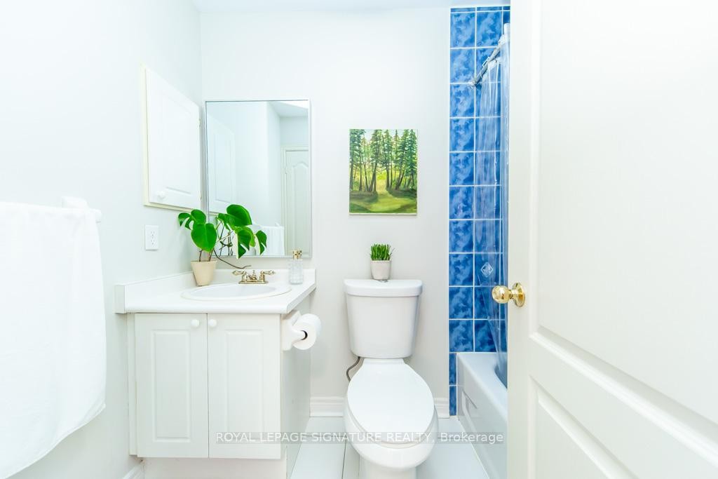 40 Tuscana Boulevard, Vaughan, ON - Indoor Photo Showing Bathroom
