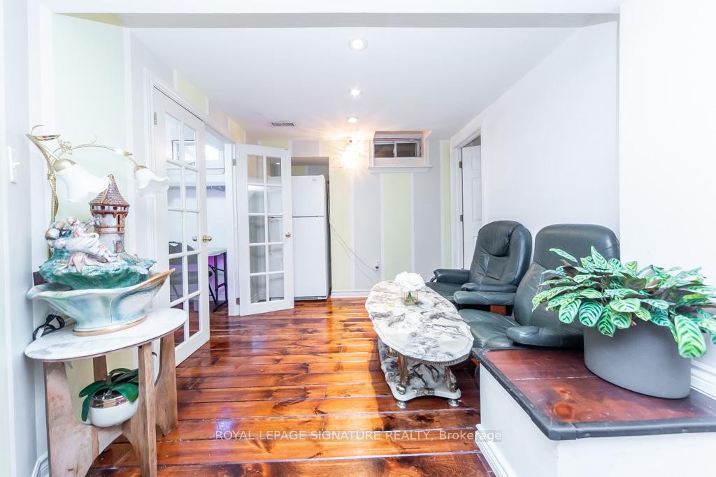 40 Tuscana Boulevard, Vaughan, ON - Indoor