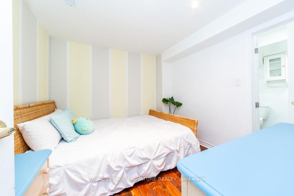 40 Tuscana Boulevard, Vaughan, ON - Indoor Photo Showing Bedroom