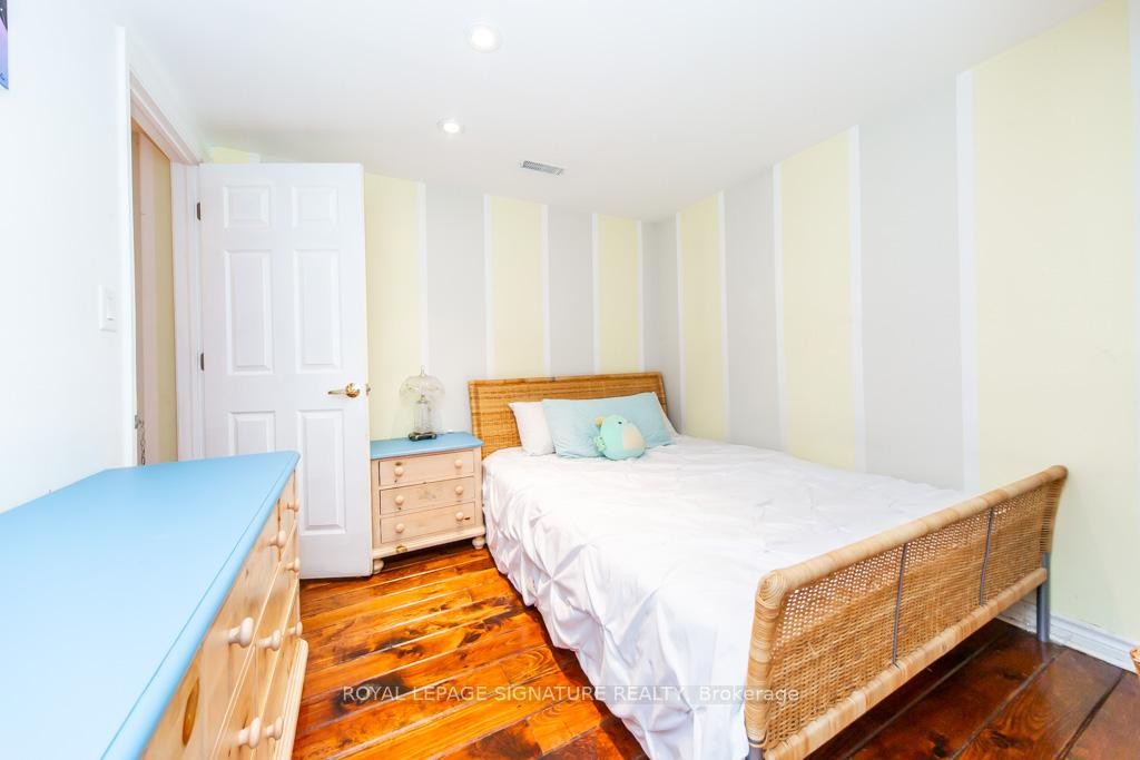 40 Tuscana Boulevard, Vaughan, ON - Indoor Photo Showing Bedroom