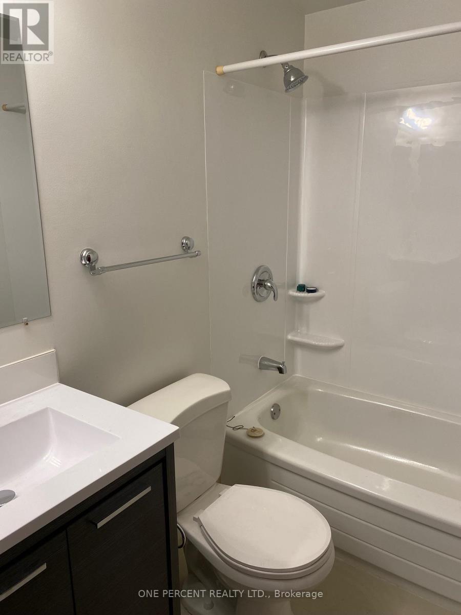 Basement Unit - 270 Arlington Avenue, Ottawa, ON - Indoor Photo Showing Bathroom