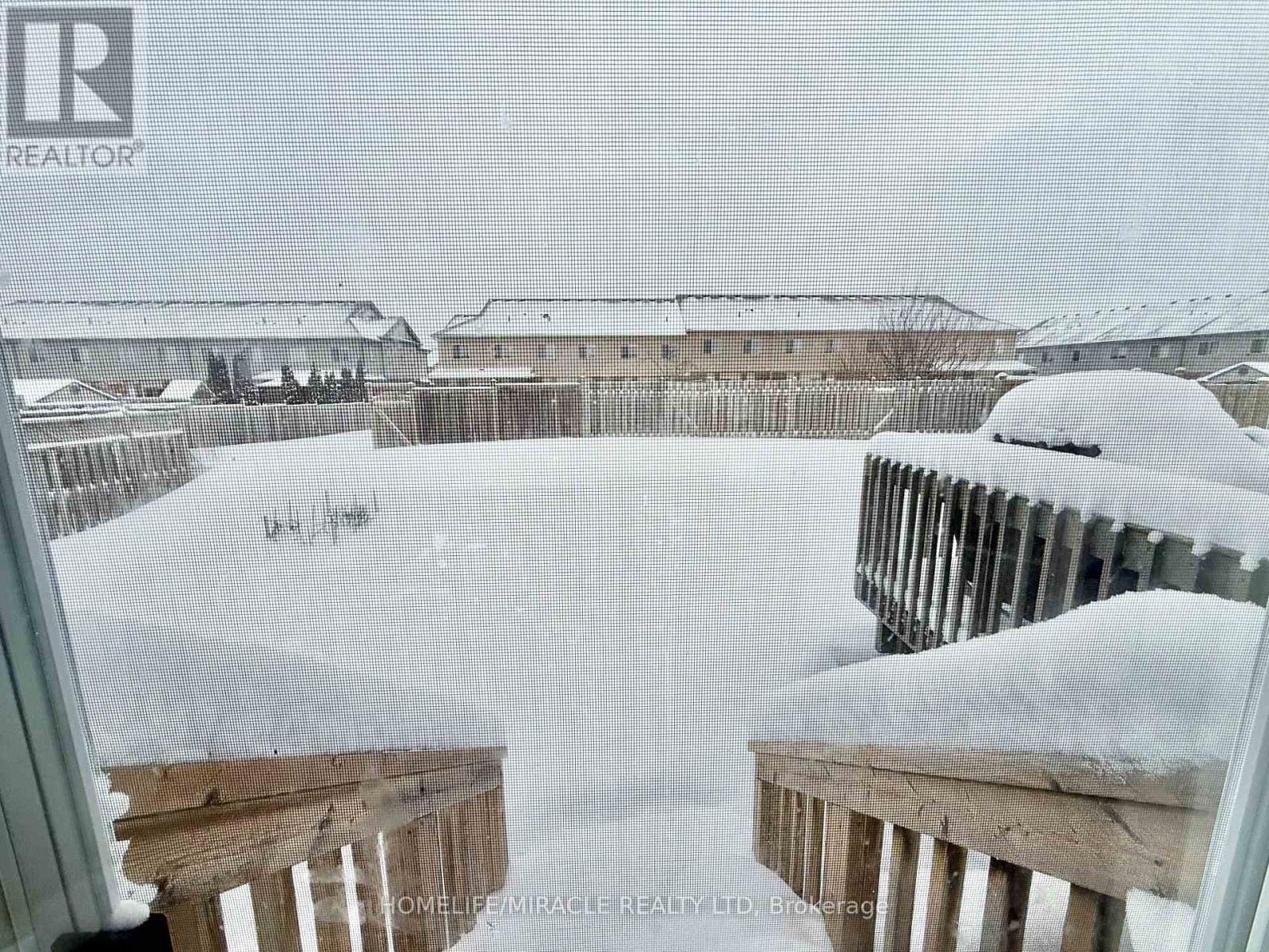 22 Madeleine Street, Kitchener, ON - Outdoor