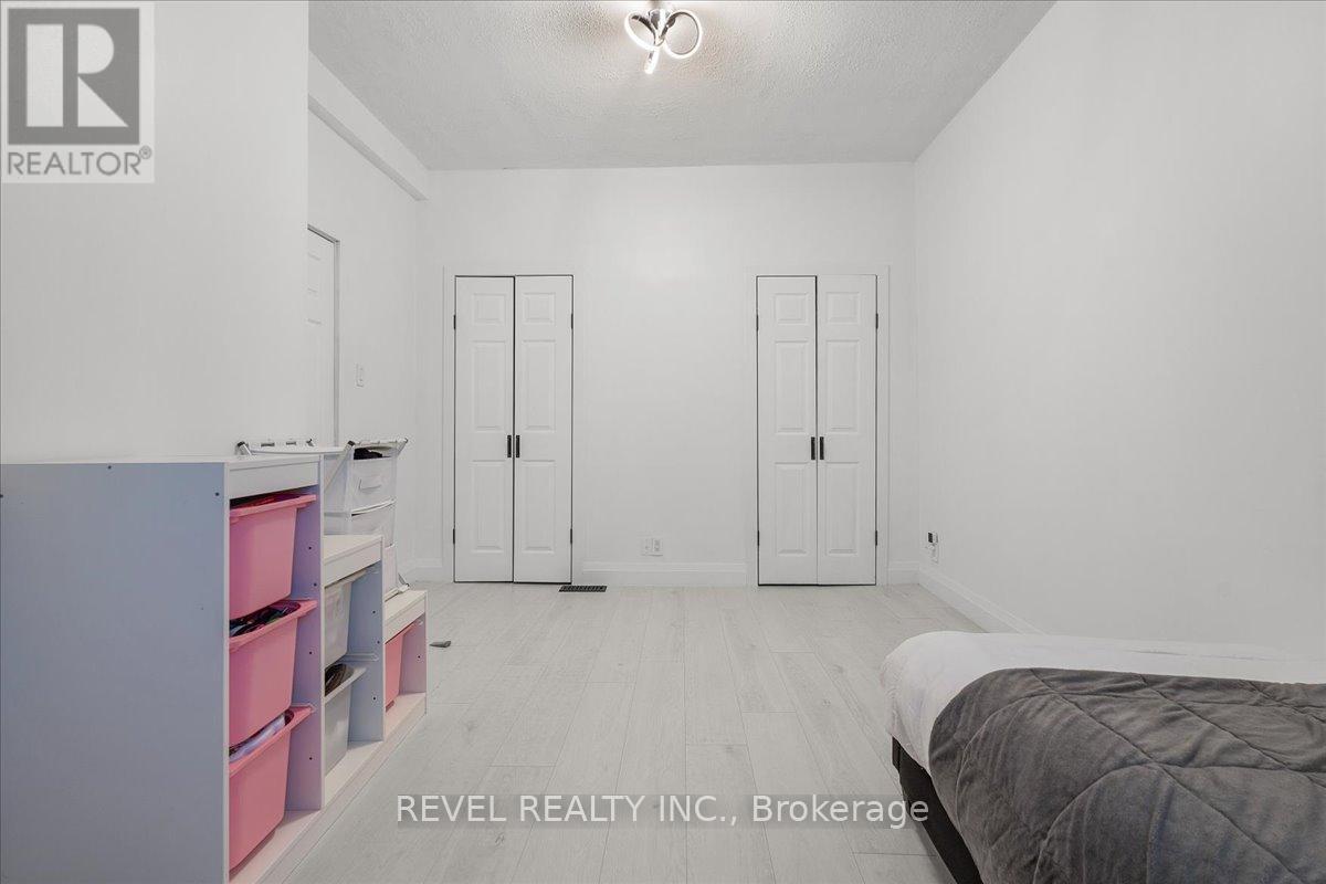 39 Division Street, Hamilton, ON - Indoor Photo Showing Other Room