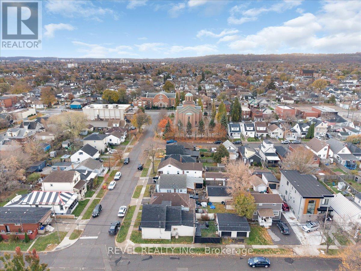 39 Division Street, Hamilton, ON - Outdoor With View
