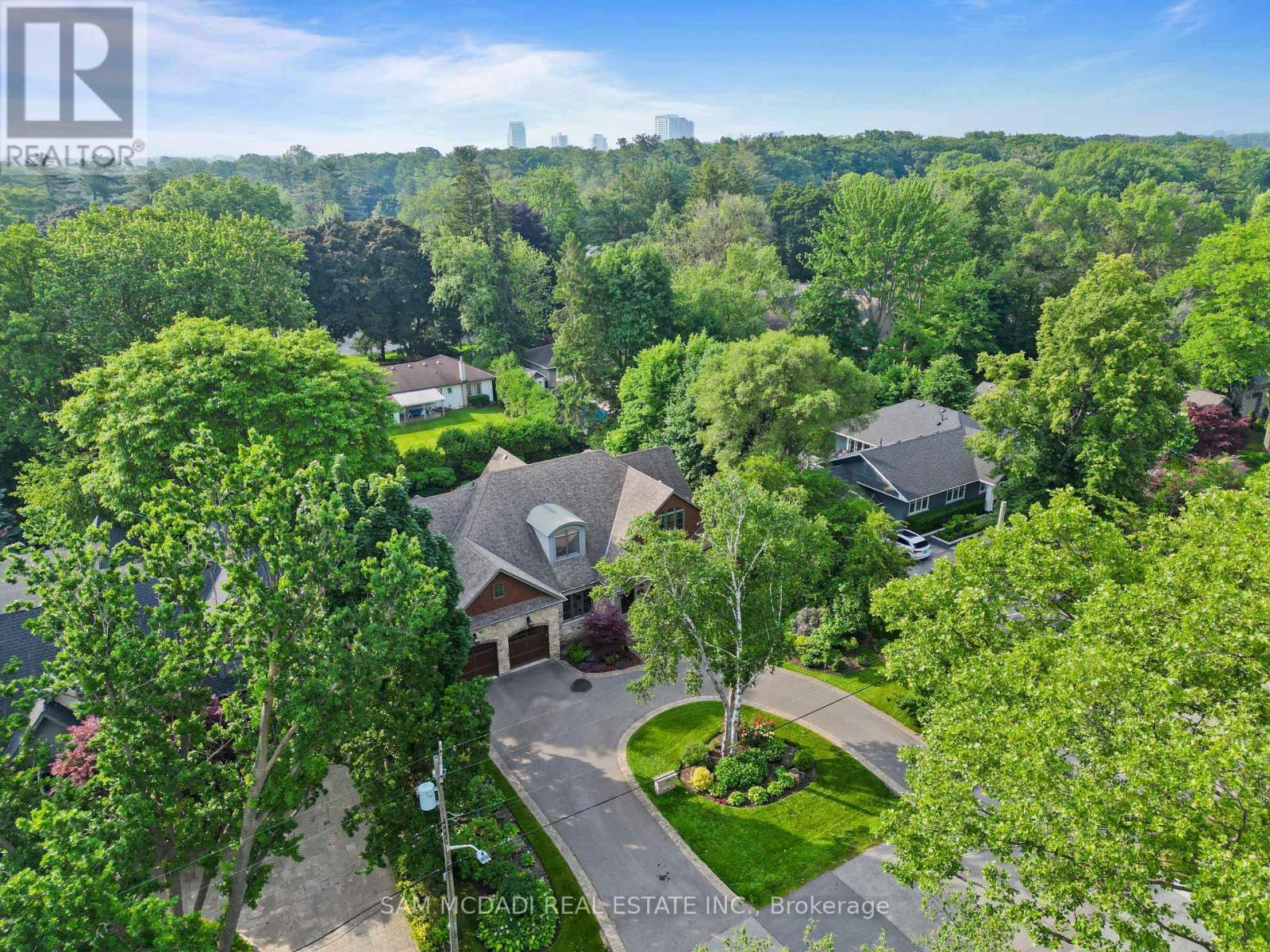 190 Maplewood Road, Mississauga, ON - Outdoor With View