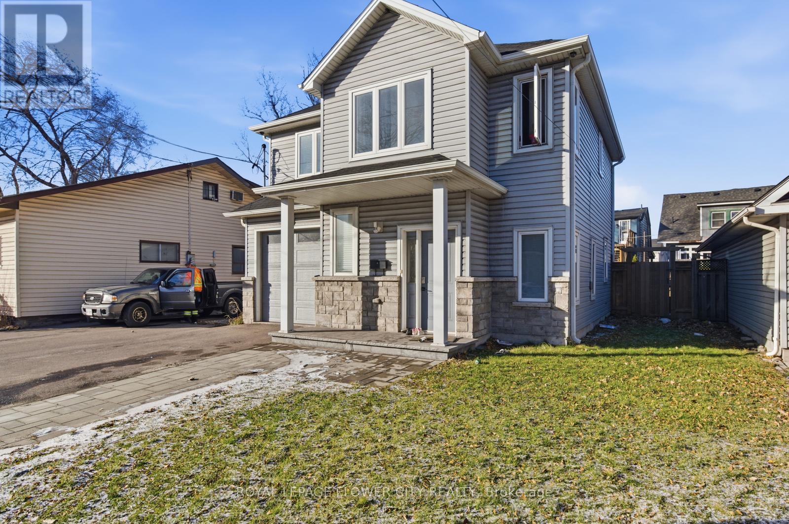13 Grafton Avenue, Hamilton, ON - Outdoor