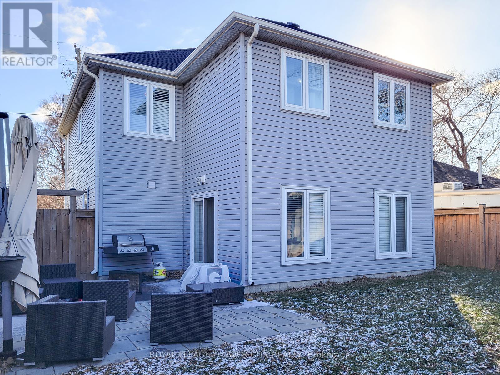 13 Grafton Avenue, Hamilton, ON - Outdoor With Deck Patio Veranda With Exterior