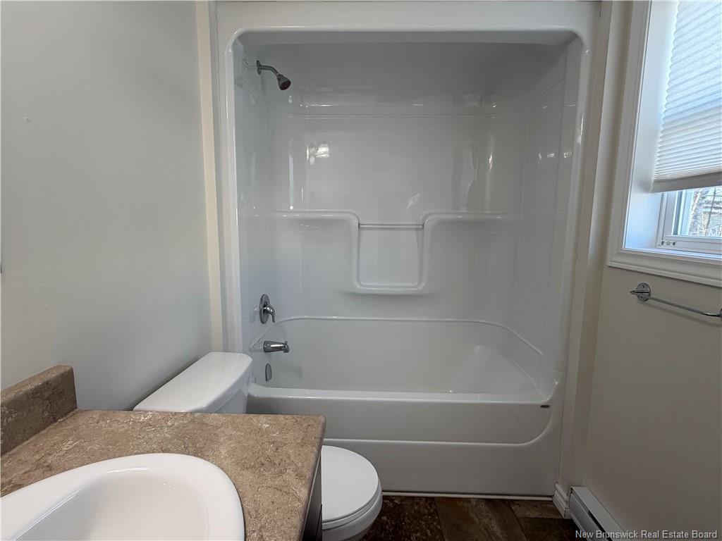 525 Kent Ave, Bathurst, NB