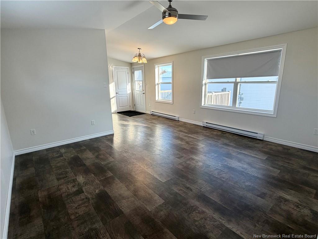 525 Kent Ave, Bathurst, NB