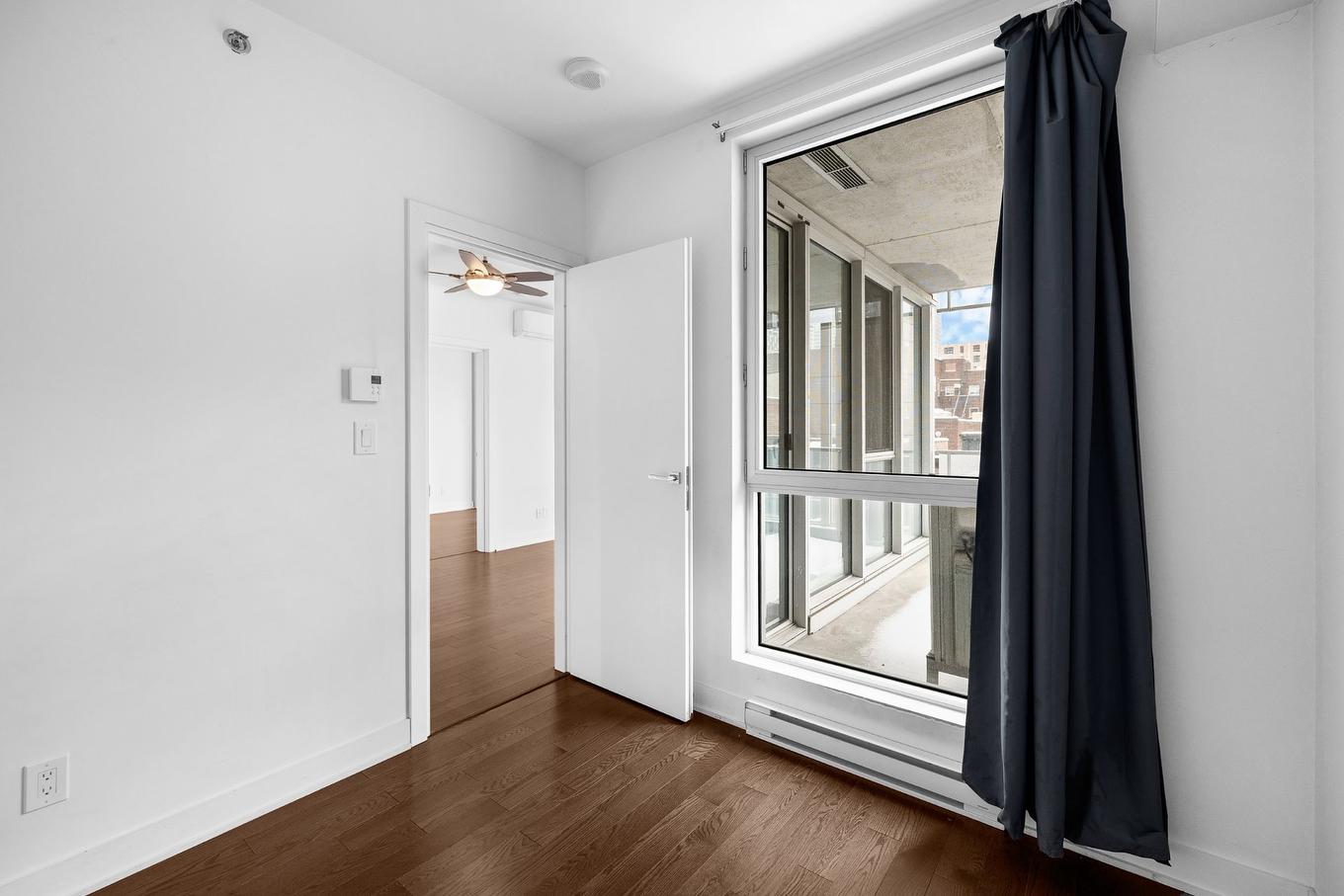 Bedroom - 405-1211 Rue Drummond, Montréal (Ville-Marie), QC - Indoor Photo Showing Other Room