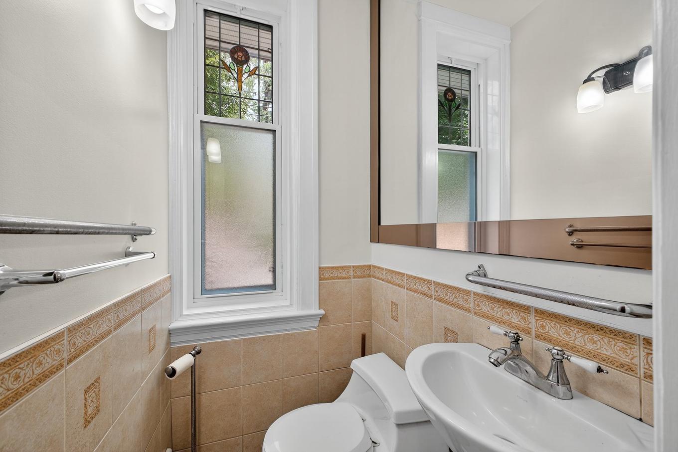 Salle d'eau - 3844 Av. Marlowe, Montréal (Côte-Des-Neiges/Notre-Dame-De-Grâce), QC - Indoor Photo Showing Bathroom