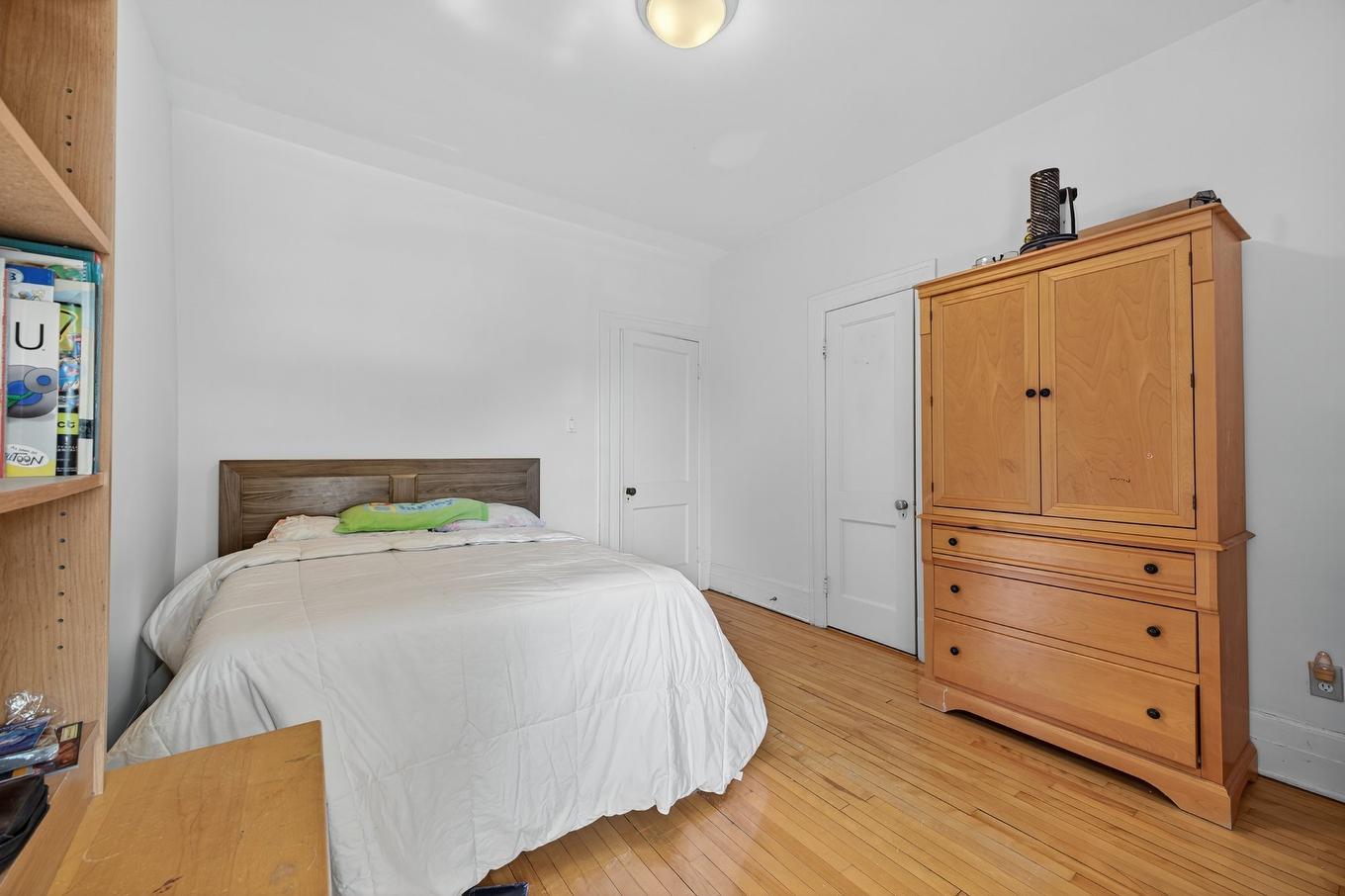 Chambre à coucher - 3844 Av. Marlowe, Montréal (Côte-Des-Neiges/Notre-Dame-De-Grâce), QC - Indoor Photo Showing Bedroom