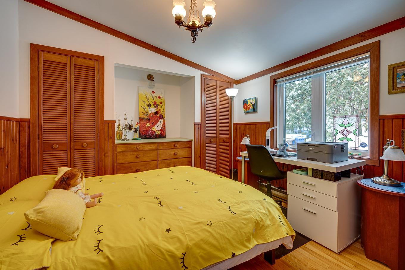 Bedroom - 931 Ch. Des Cèdres, Sainte-Adèle, QC - Indoor Photo Showing Dining Room