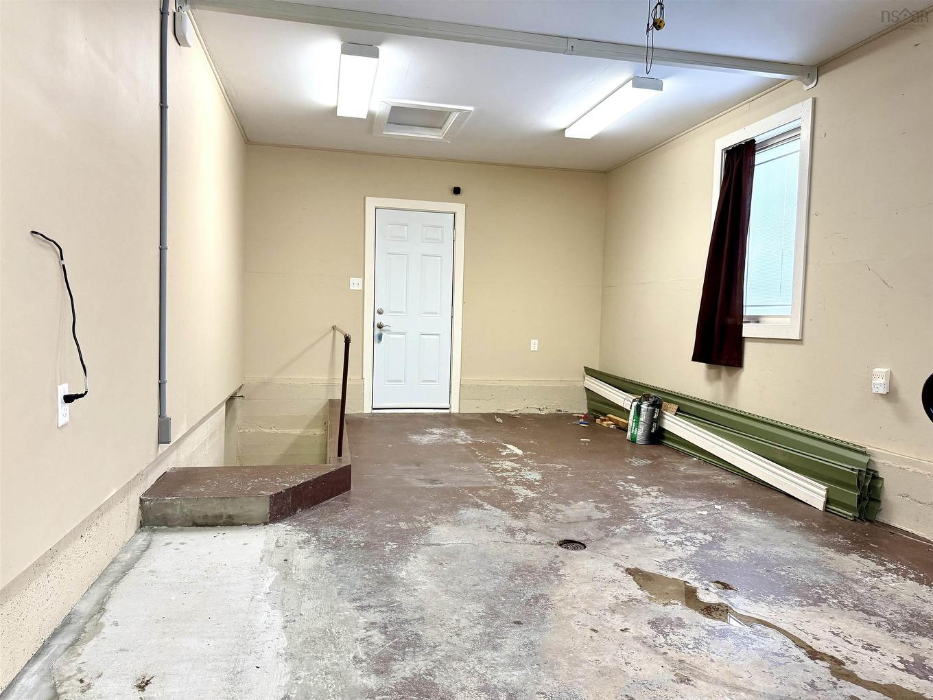 27 Regent Street, Amherst, NS