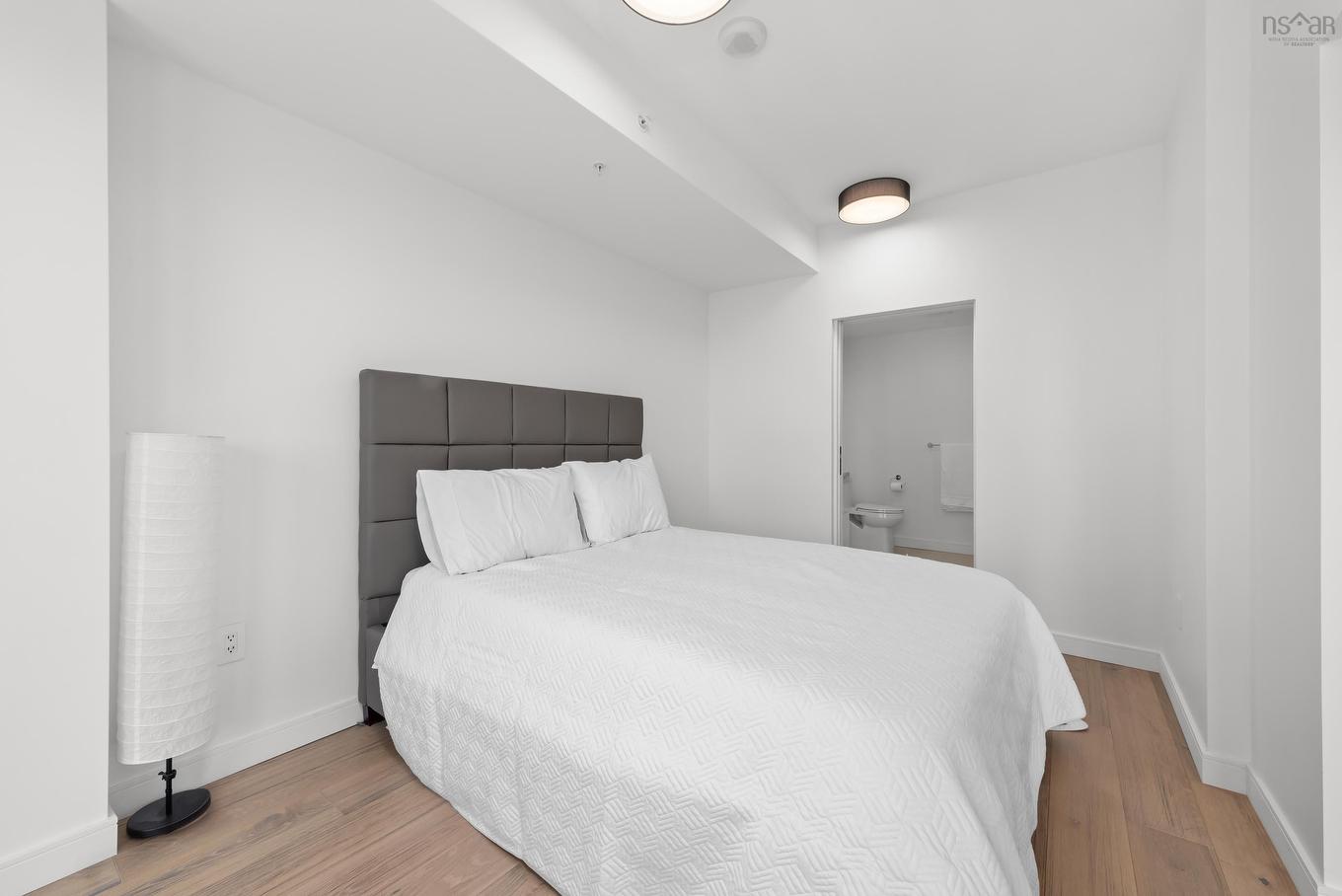 1006 1650 Granville Street, Halifax, NS