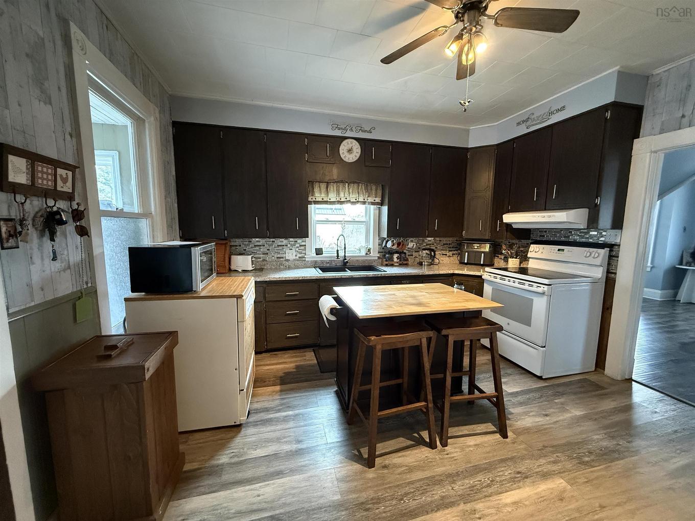 13720 Highway 3, Dayspring, NS