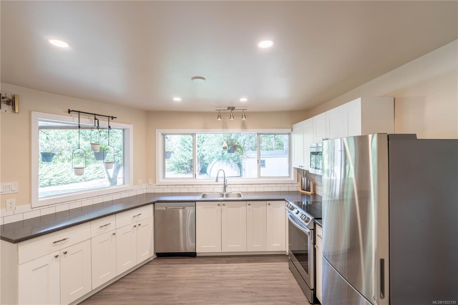 8996 Chemainus Rd, Chemainus, BC