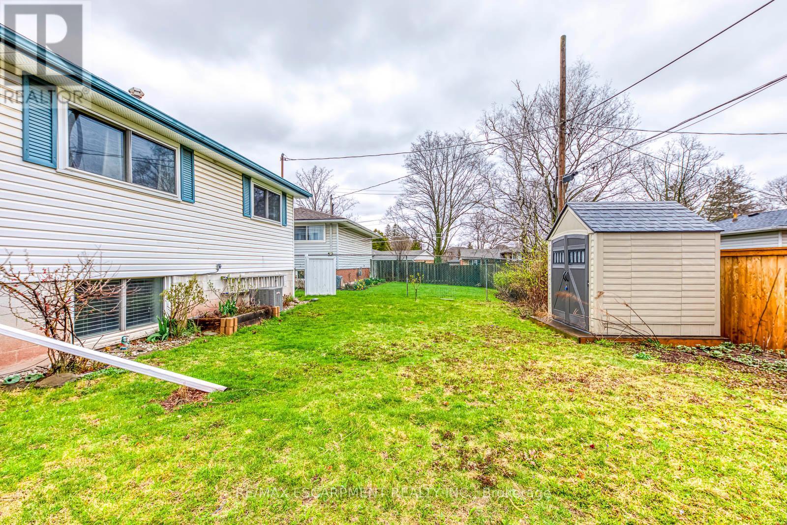 664 Geneva Park Drive, Burlington, ON - Outdoor