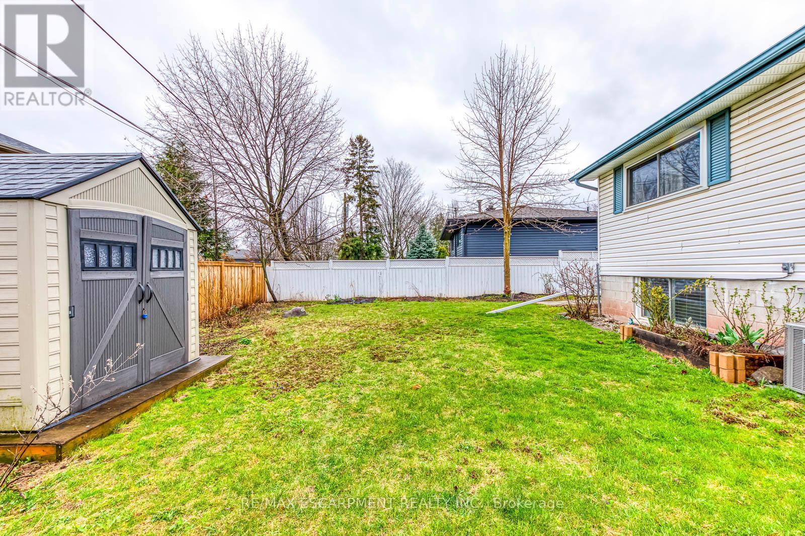 664 Geneva Park Drive, Burlington, ON - Outdoor