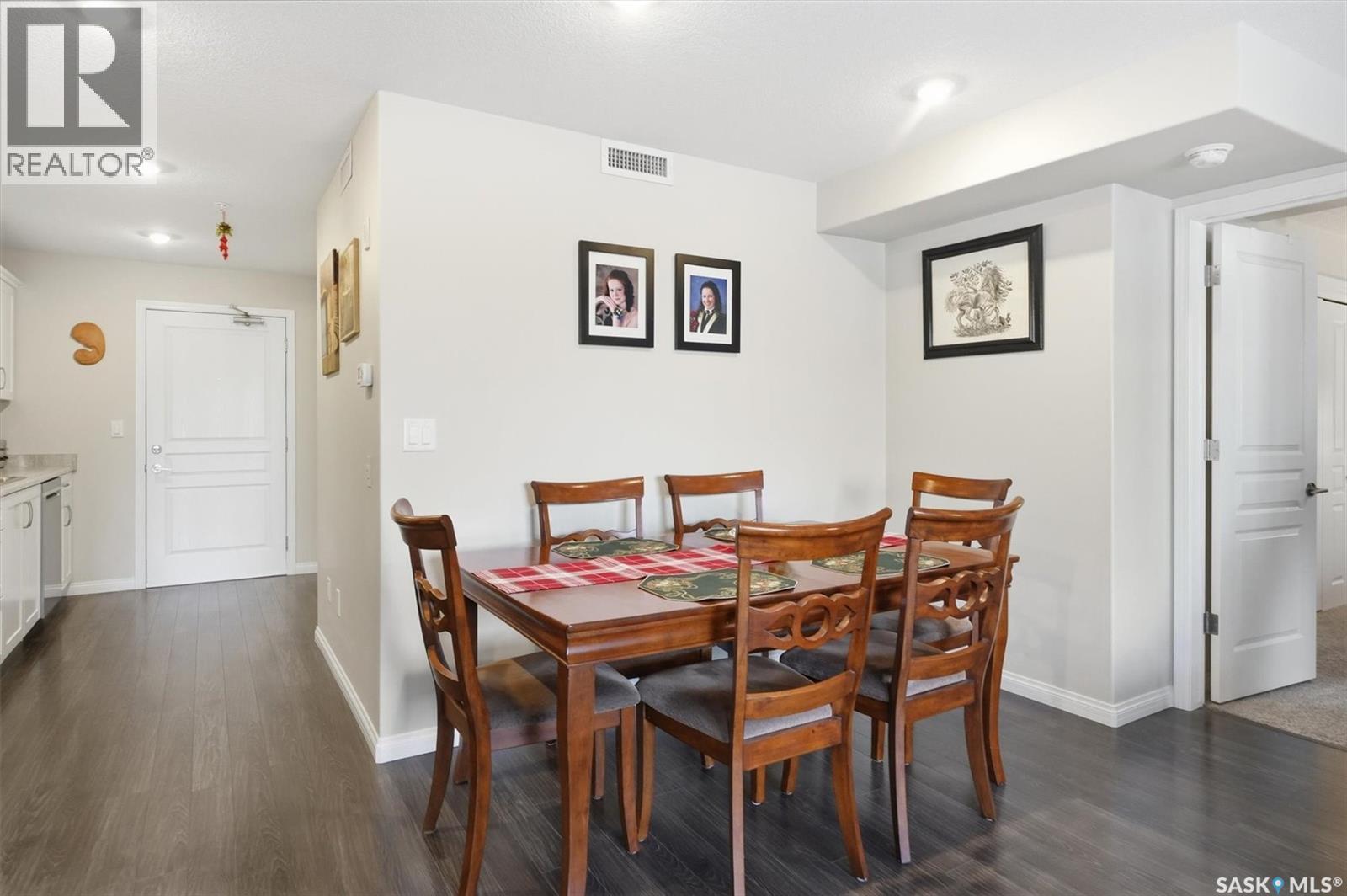 3101 106 Willis Crescent, Saskatoon, SK - Indoor Photo Showing Dining Room