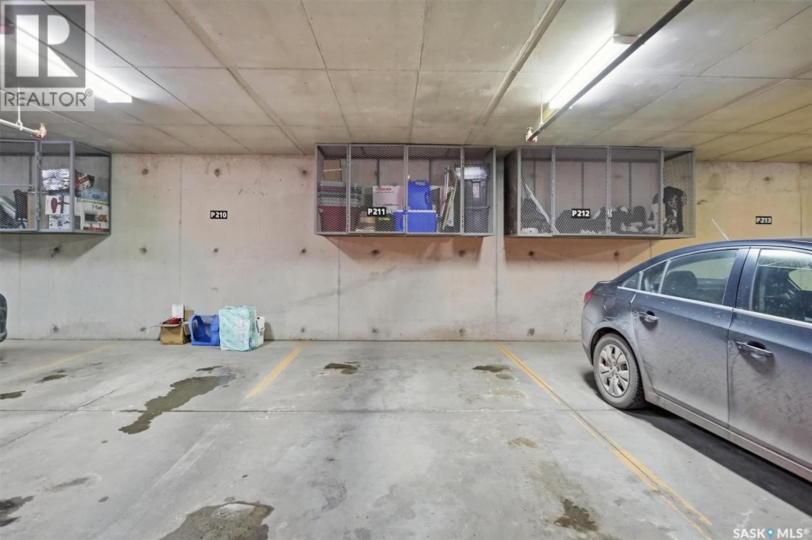 3101 106 Willis Crescent, Saskatoon, SK - Indoor Photo Showing Garage