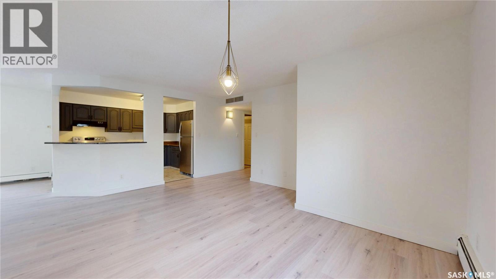 304 2315 Cornwall Street, Regina, SK - Indoor Photo Showing Kitchen