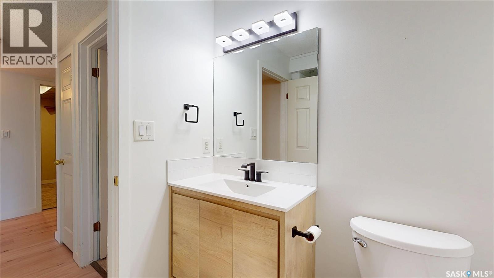 304 2315 Cornwall Street, Regina, SK - Indoor Photo Showing Bathroom