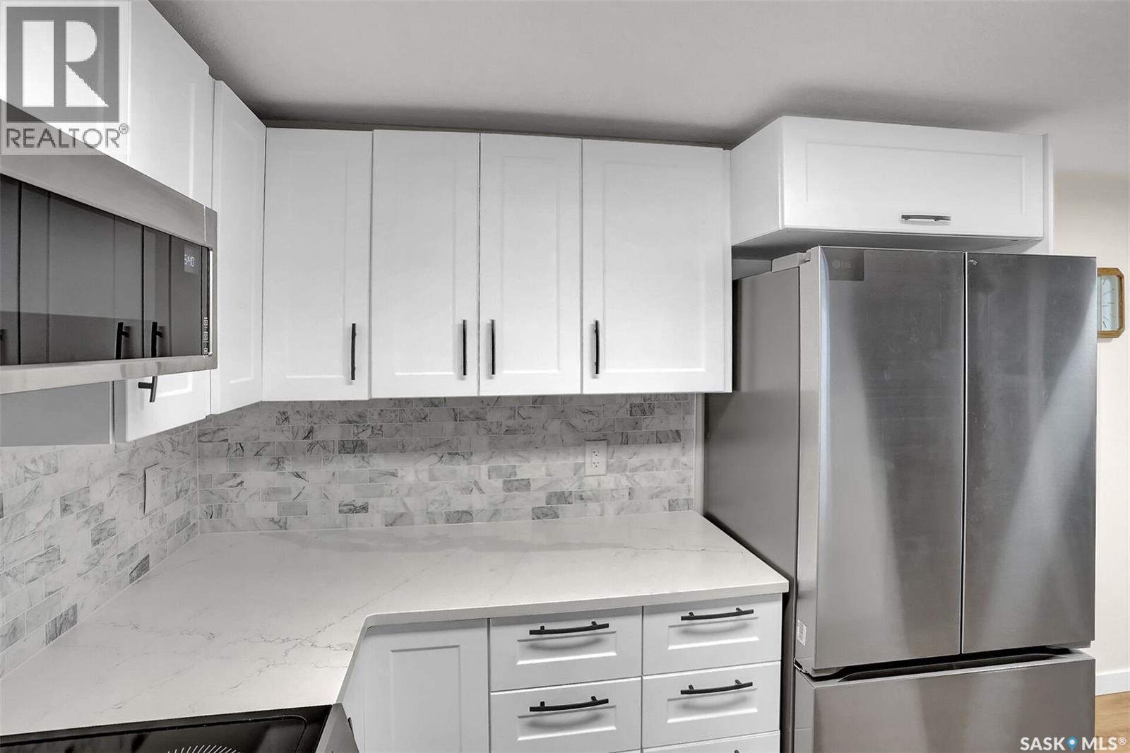 101 2217 Angus Street, Regina, SK - Indoor Photo Showing Kitchen