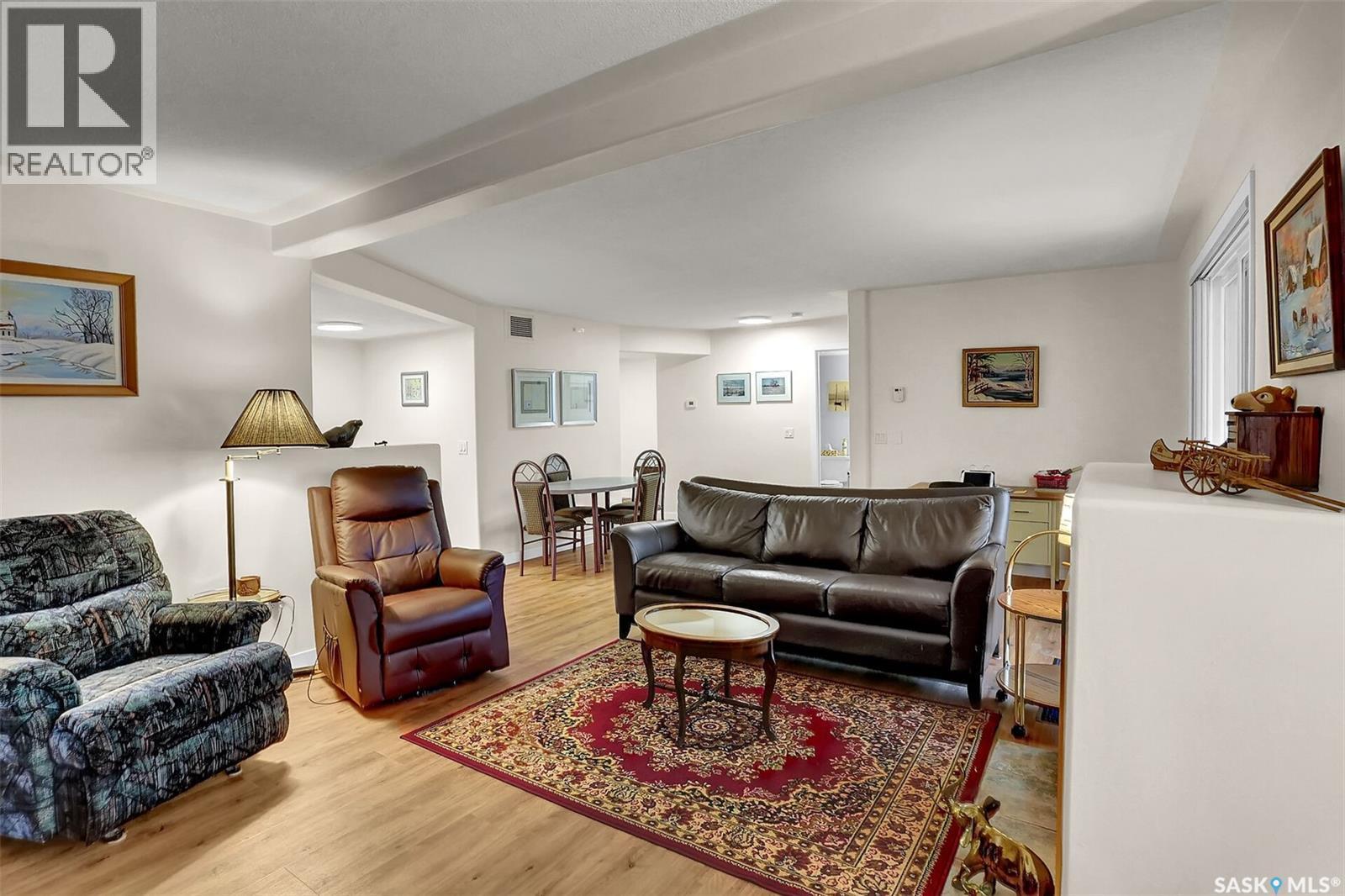 101 2217 Angus Street, Regina, SK - Indoor Photo Showing Living Room